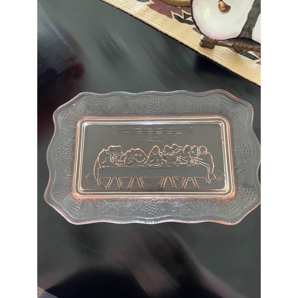 1960s Tiara Exclusives Lord's Supper Tray Pink